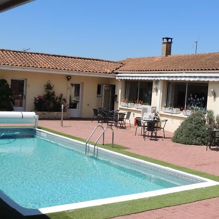 Hotel Auberge Des Charmilles Sainte-Soulle ภายนอก รูปภาพ