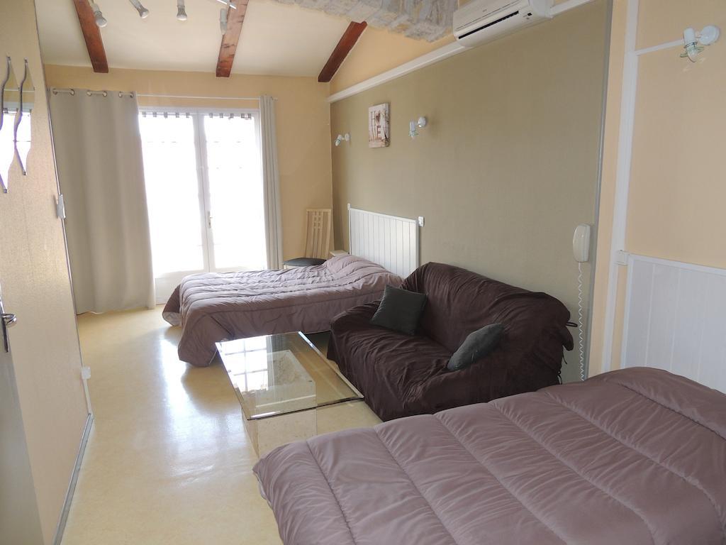 Hotel Auberge Des Charmilles Sainte-Soulle ห้อง รูปภาพ