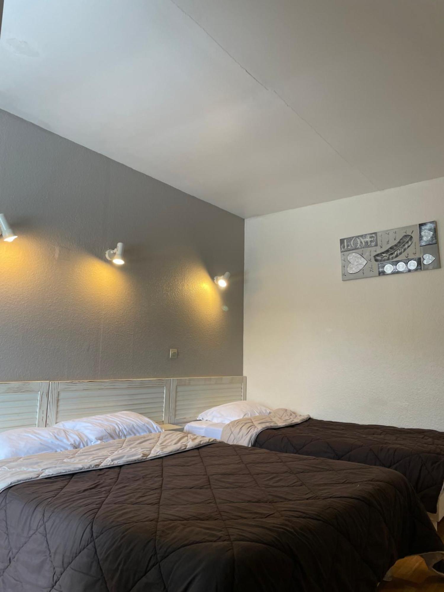 Hotel Auberge Des Charmilles Sainte-Soulle ห้อง รูปภาพ