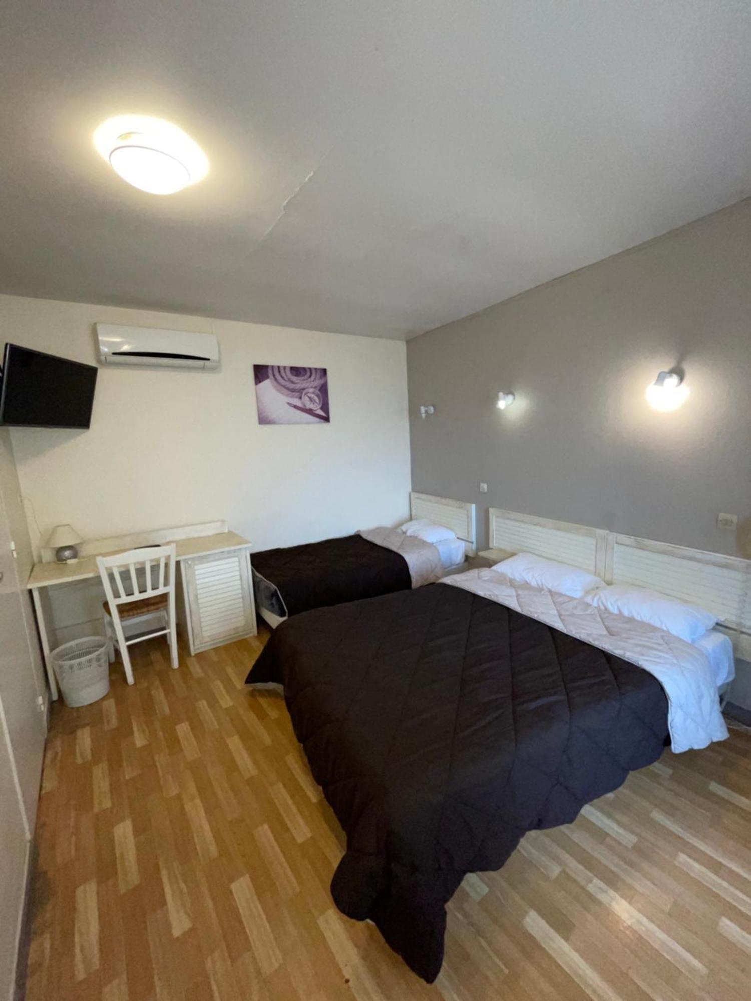 Hotel Auberge Des Charmilles Sainte-Soulle ห้อง รูปภาพ