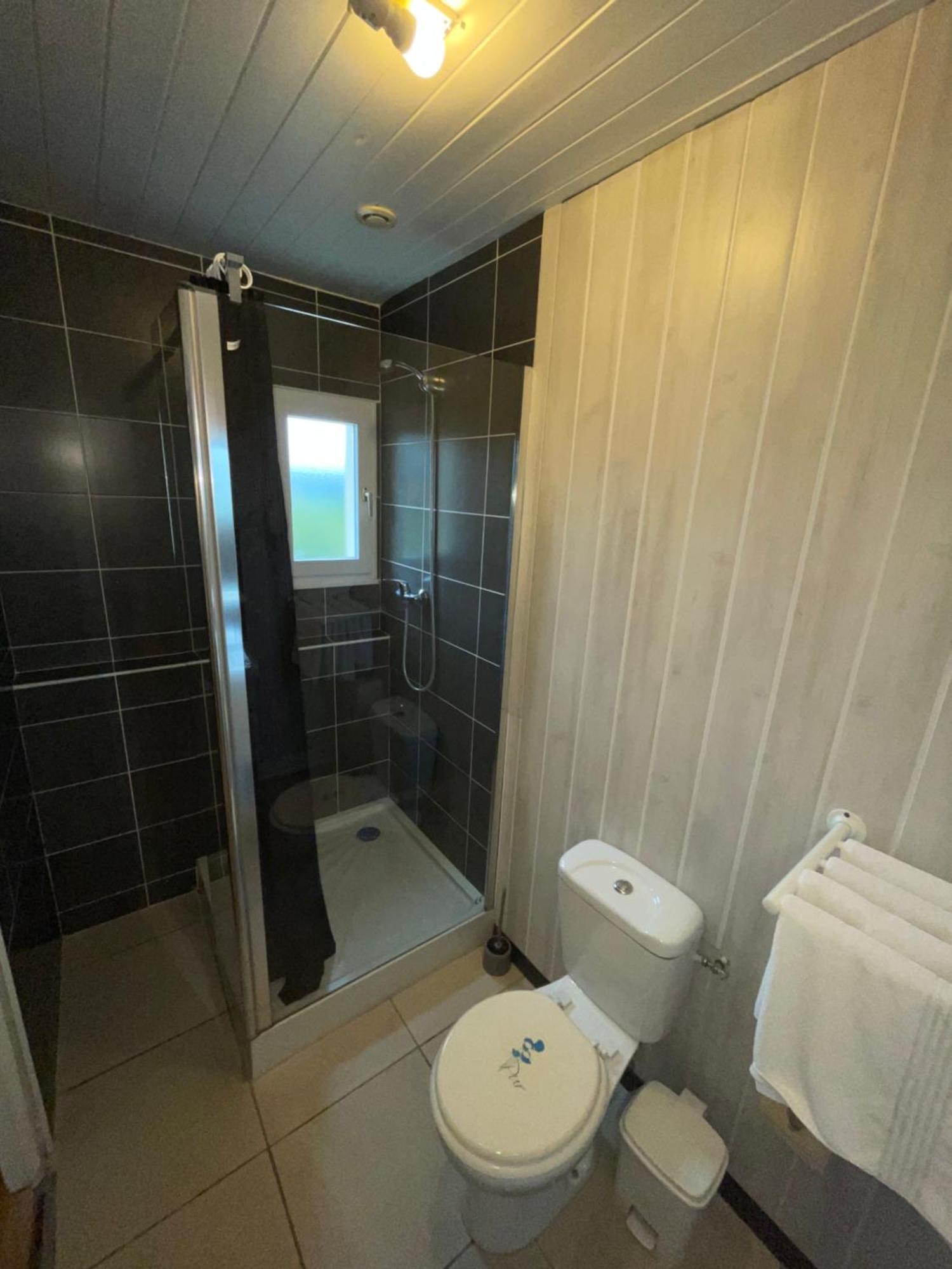 Hotel Auberge Des Charmilles Sainte-Soulle ห้อง รูปภาพ